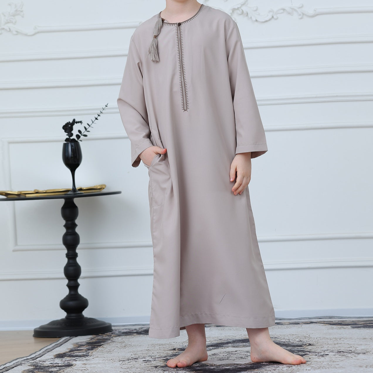 Boys Embroidered Thobe with Tassel Detail(MKB016)