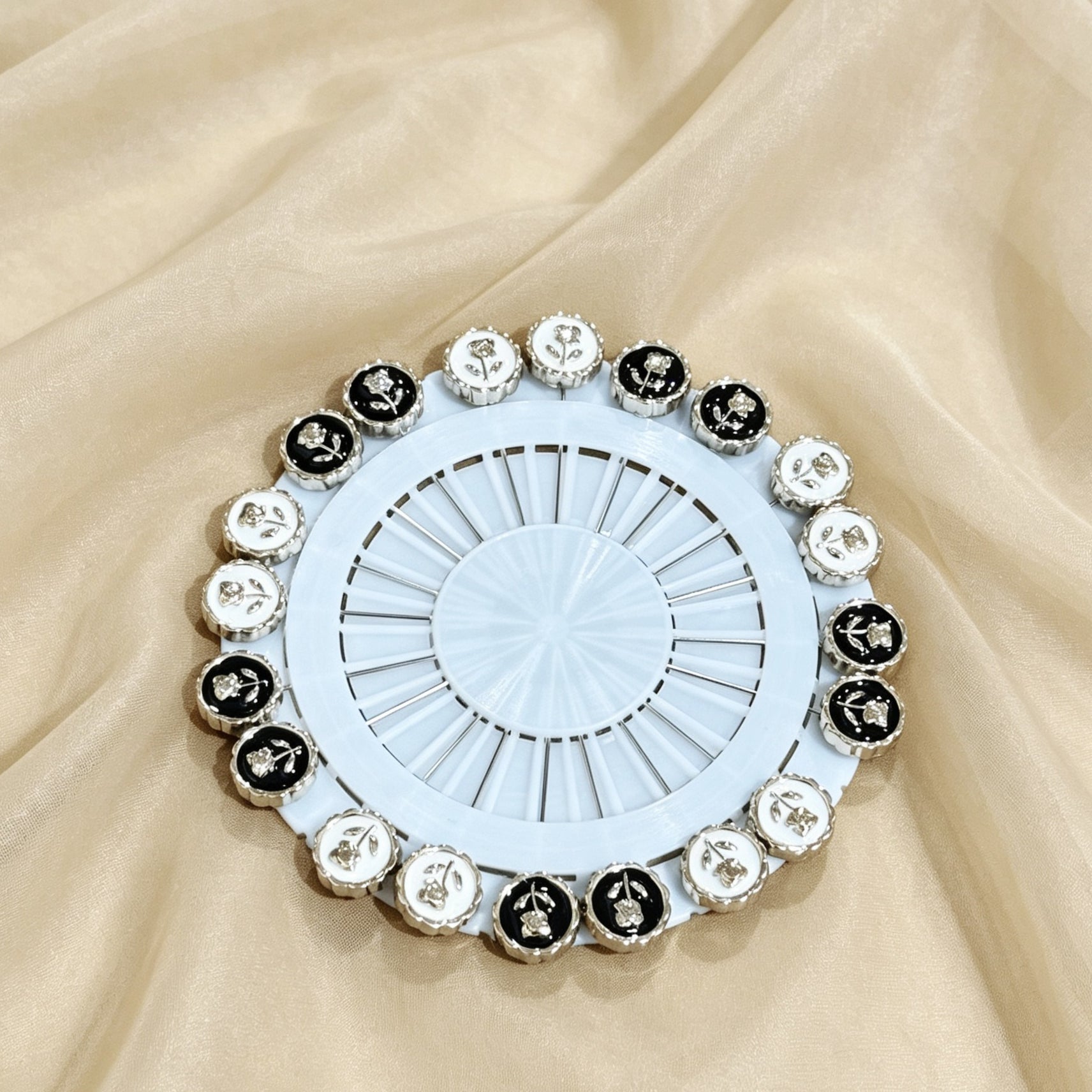 Black & White Enamel Hijab Pins Set(MAC434)