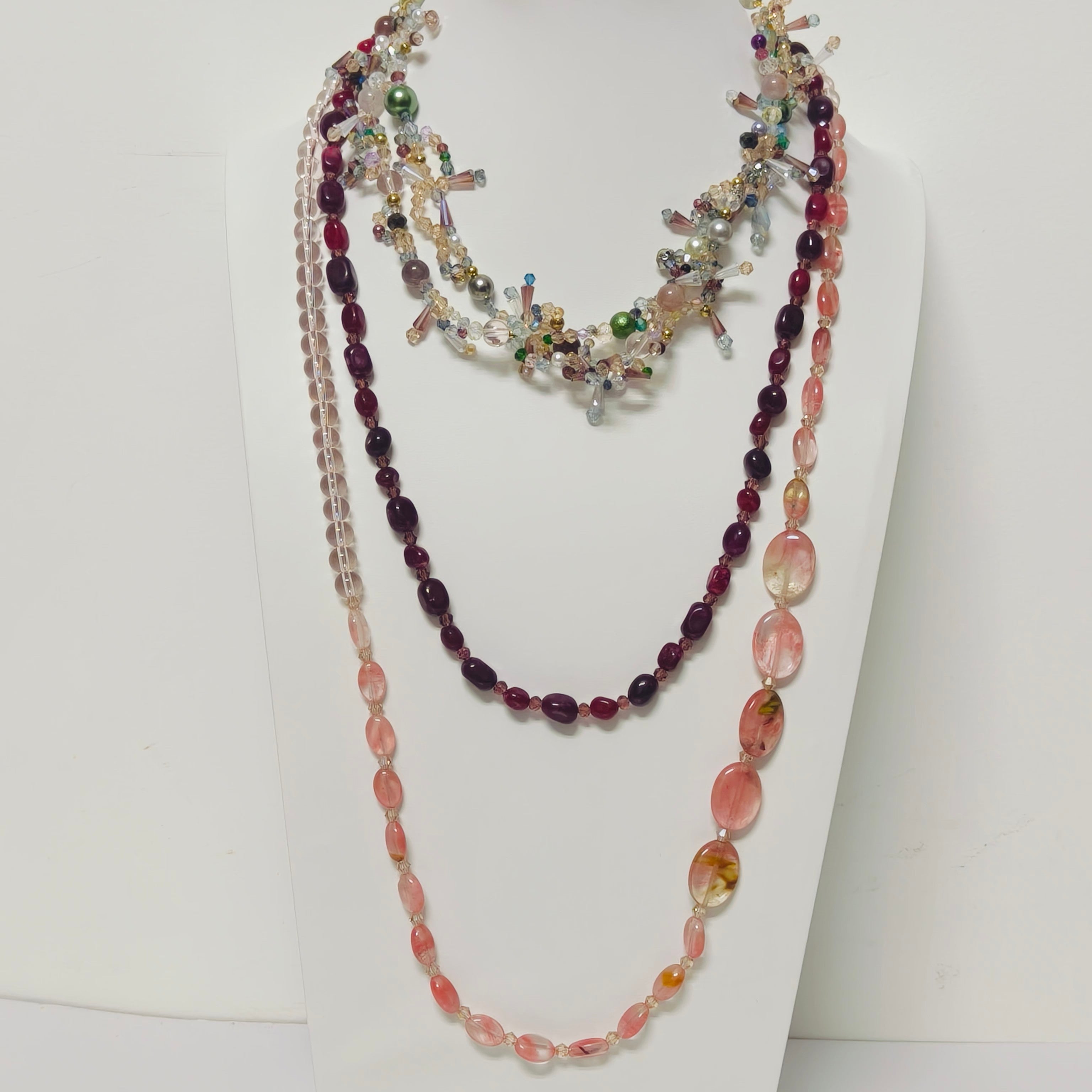 Versatile Adornment Stratified Brilliance Necklace Set (MAC344)