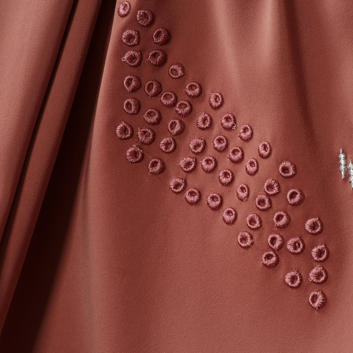 3D Embroidery Abaya With Geometric Beads. 3D Embroidered Open Abaya (MOA085) - Mariam's Collection