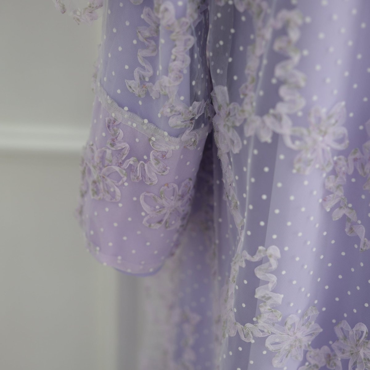 3D Floral Mesh Open Abaya(MOA288) - Mariam's Collection