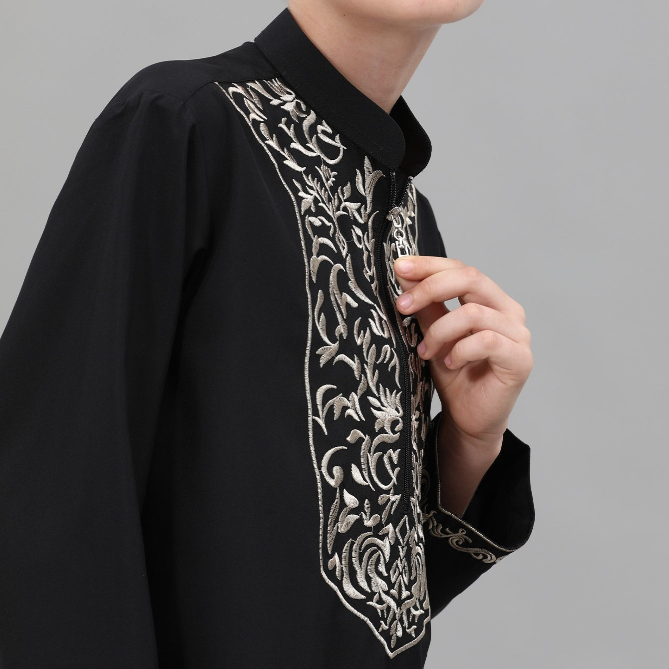 Boys Black Embroidered Tunic & Pants Set(MKB021)