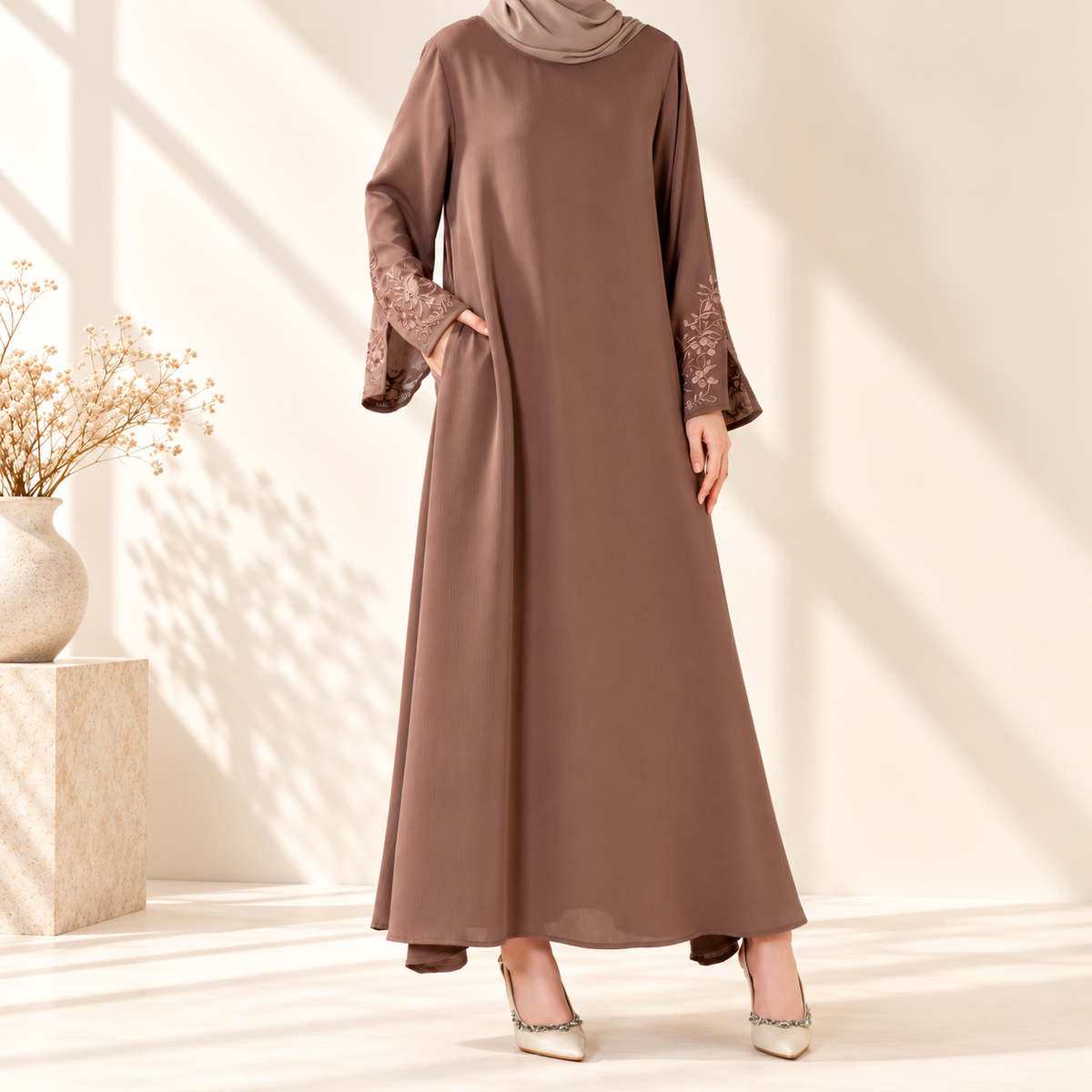 Floral Embroidered Cuff Abaya | Umbrella-Cut Zoom Maxi Dress(MA342)