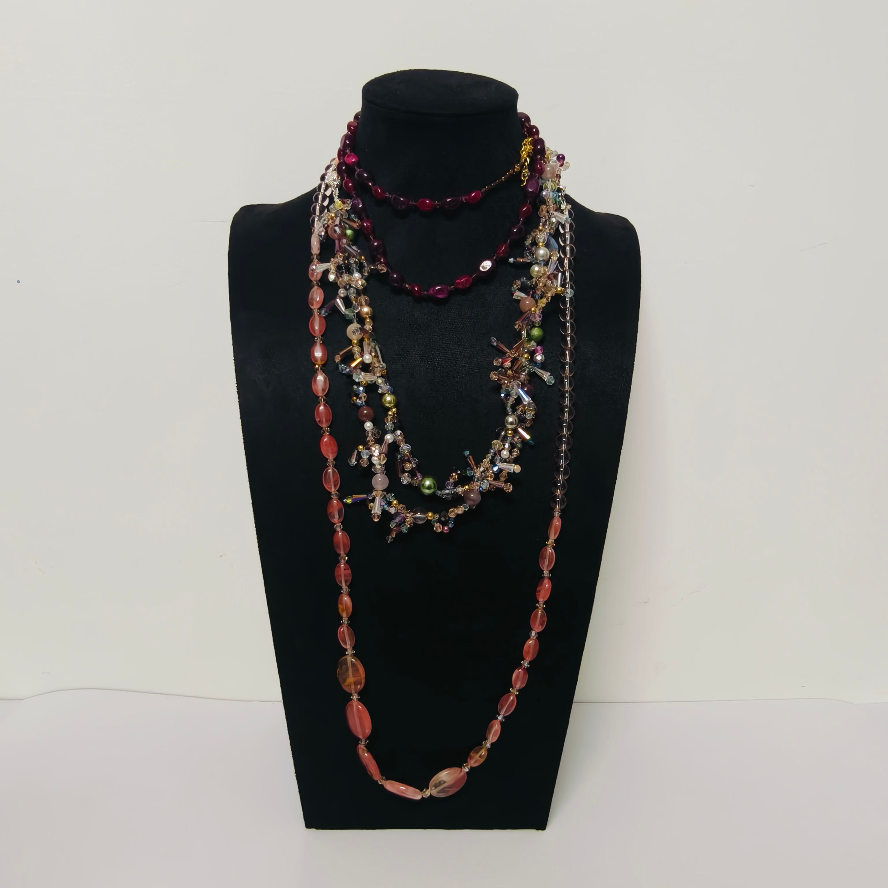 Versatile Adornment Stratified Brilliance Necklace Set (MAC344)