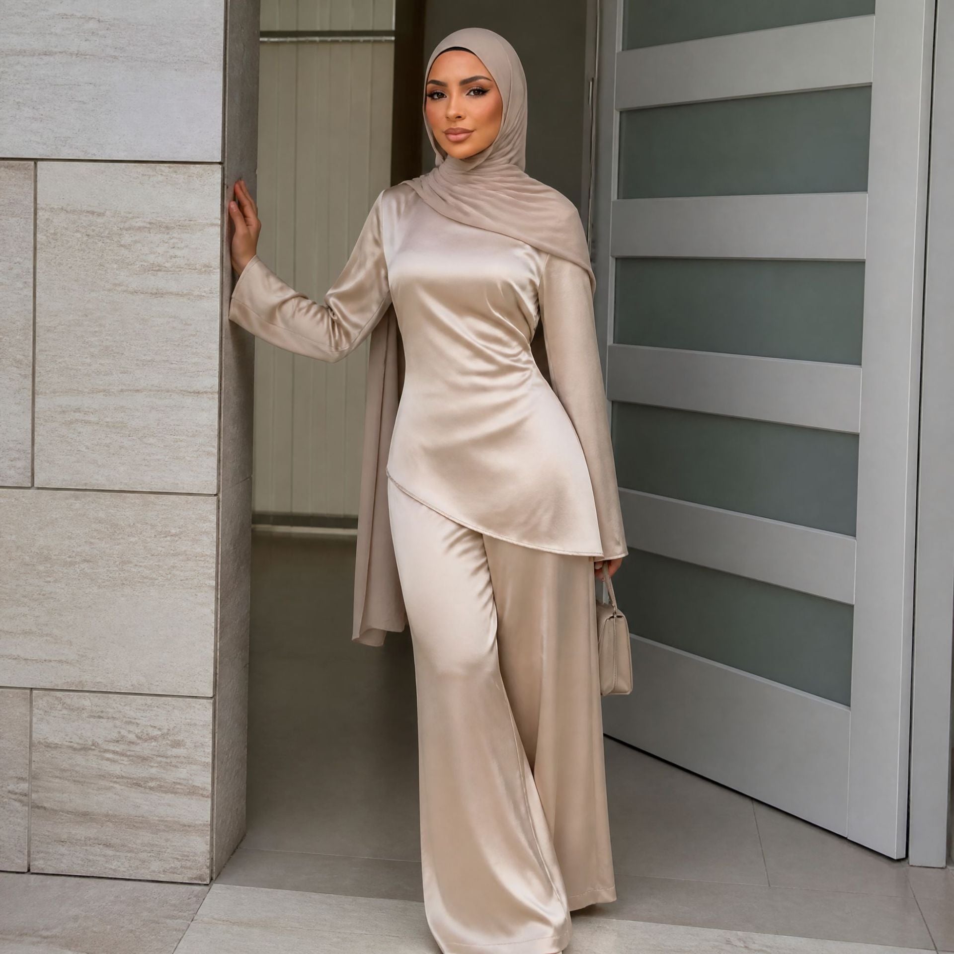 Lustrous Satin-Feel Round Neck Top & Wide-Leg Trousers Co-ord Set (MS522)