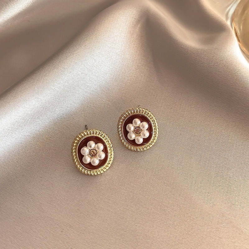 Vintage Wine Red Pearl Stud Earrings(MAC466)