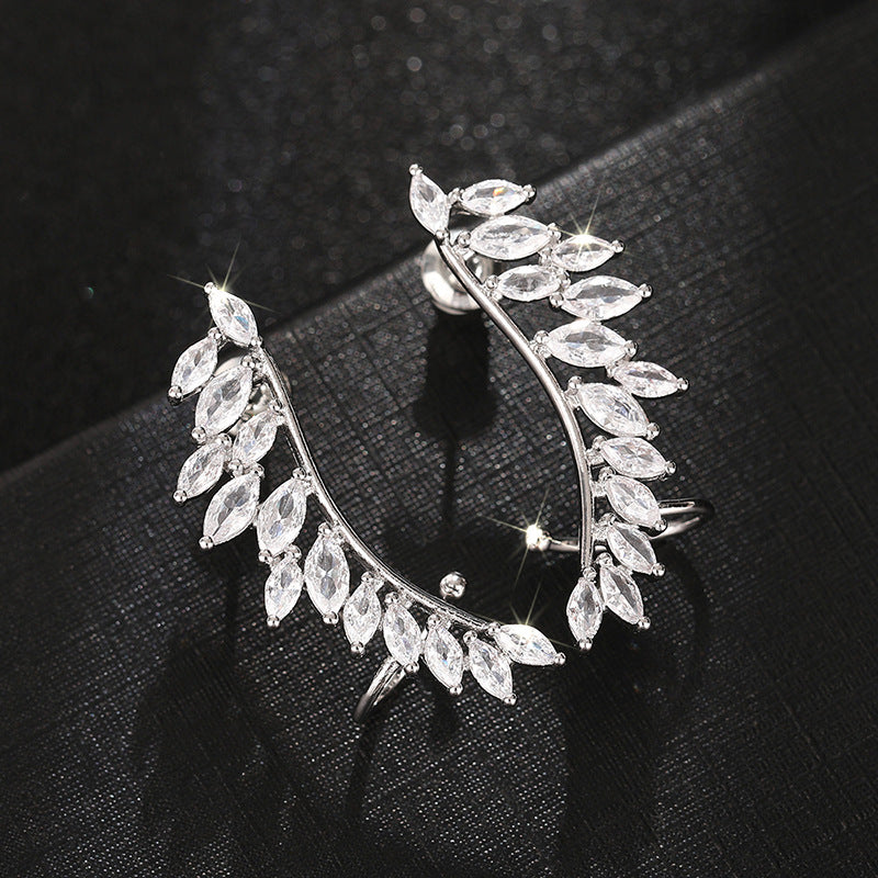 Leaf Wing Silhouette Stud Earrings(MAC443)