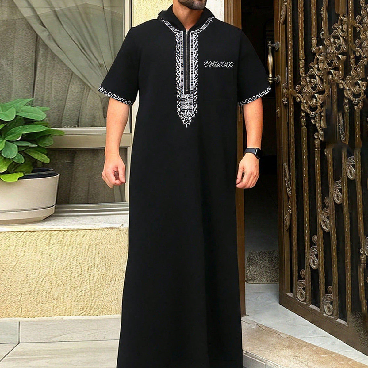 Breathable 3D Digital Print Striped Thobe Men's Loose Fit Short Sleeve Muslim Robe with V-Neck (MT033)