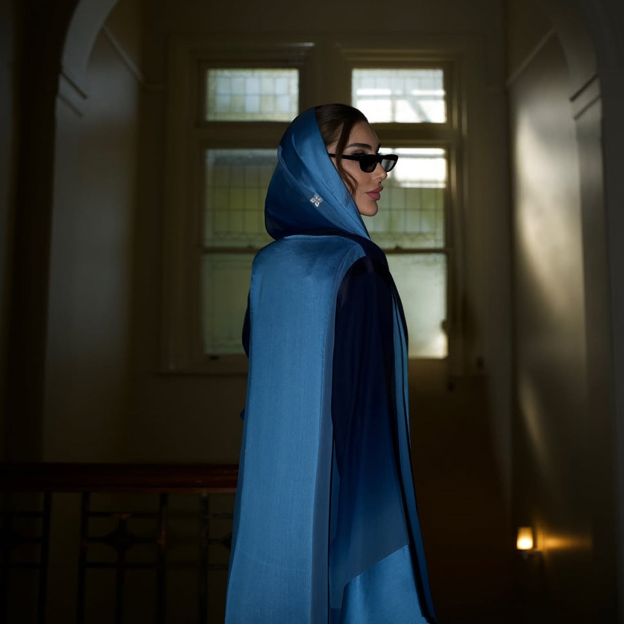 Two-Tone Colour-Block Open Abaya with Matching Hijab(MOA347)