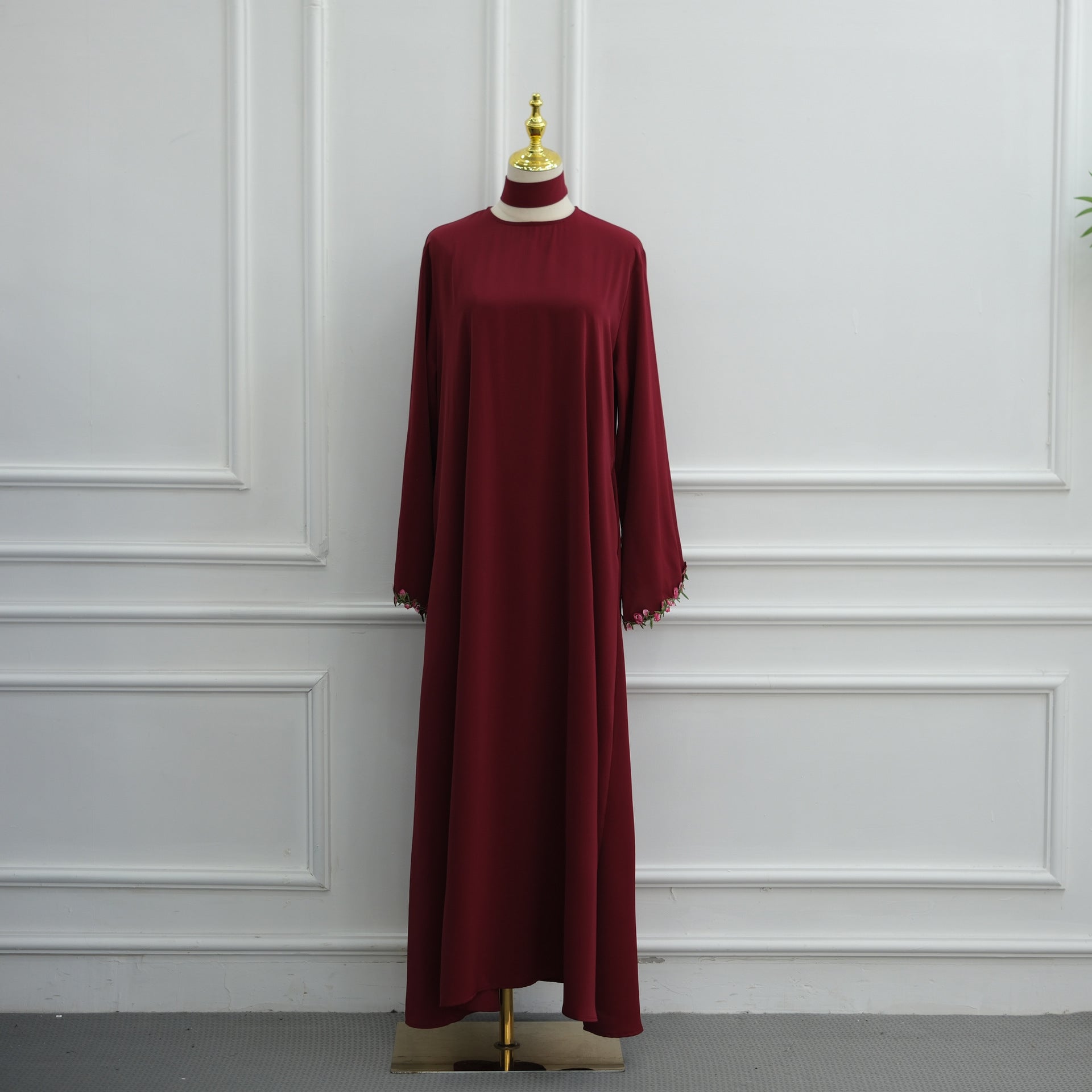 Robe Maxi à Bourgeon de Rose Brodé et Bordure Diagonale(MA455)