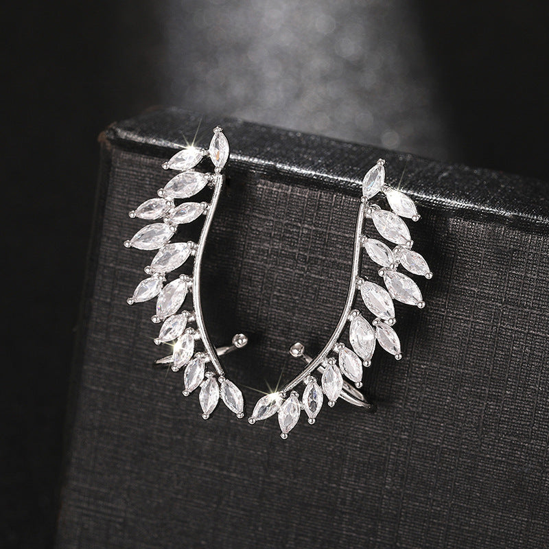 Leaf Wing Silhouette Stud Earrings(MAC443)