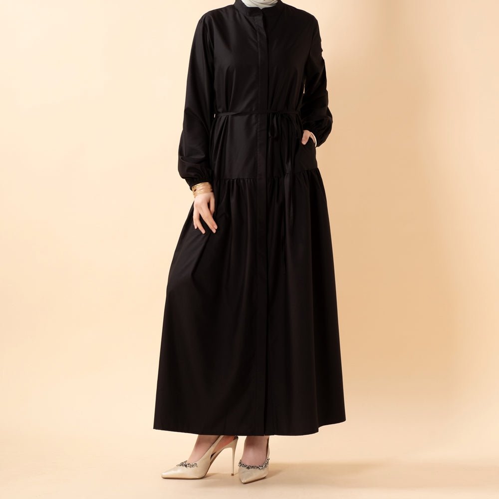 Waist detail of trench abaya with matching self-tie belt