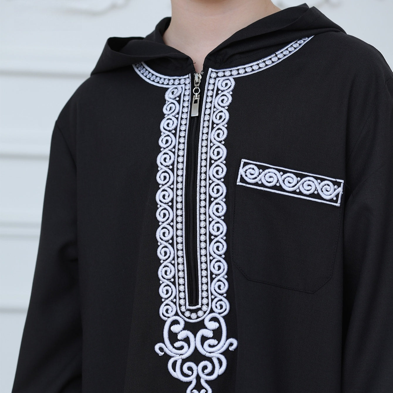 Boys Embroidered Hooded Thobe with Pockets(MKB010)