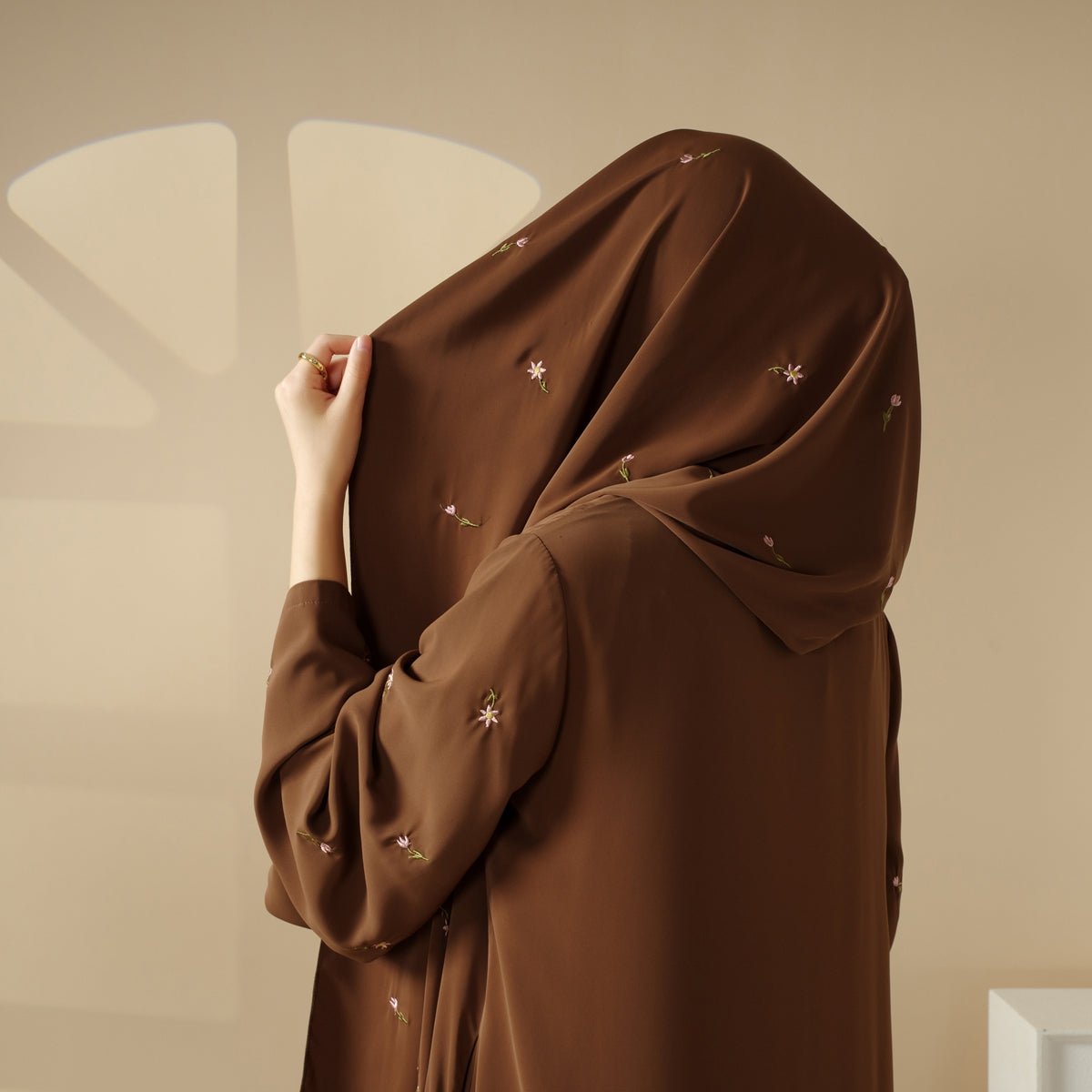 Archive Piece Tulip Embroidery Open Abaya 4-Piece Set - MP005 (Size M/S Only) - Mariam's Collection