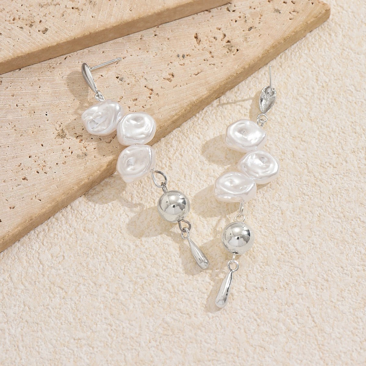 Artistic Asymmetric Pearl Drop Earrings (MAC325) - Mariam's Collection