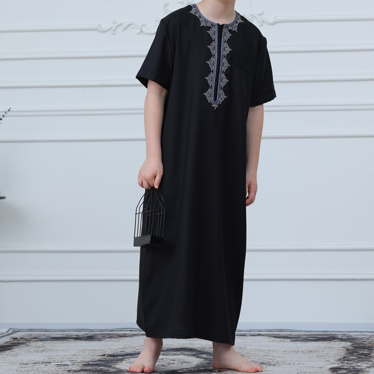 Boys Black Short Sleeve Embroidered Thobe with Pockets(MKB019) - Mariam's Collection