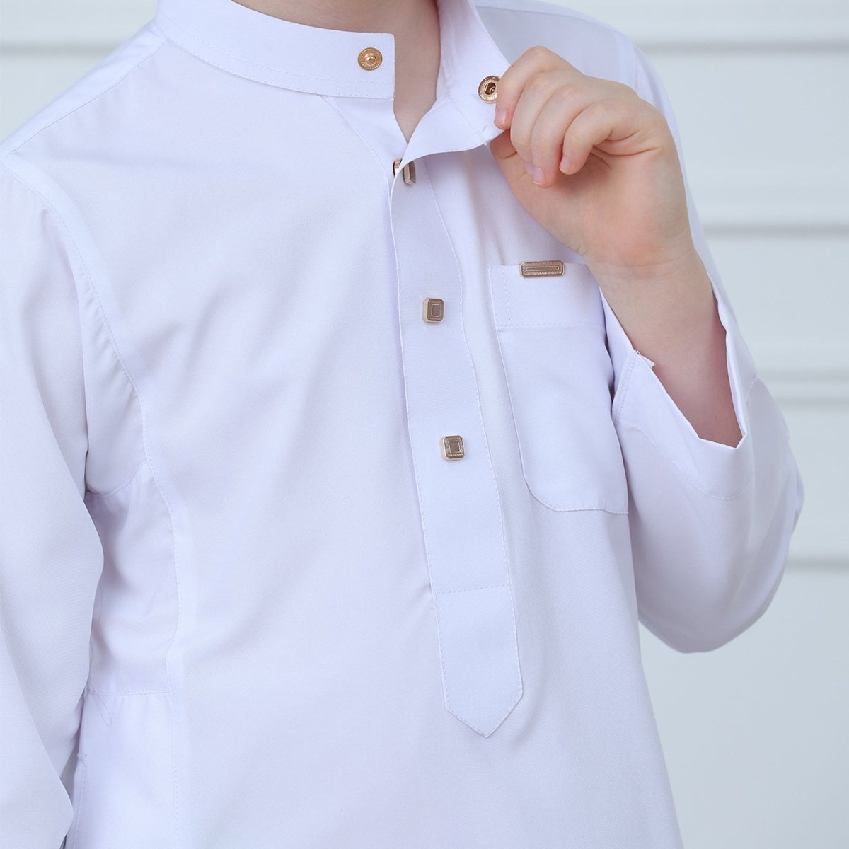 Boys' Classic White Thobe with Stand Collar(MKB027) - Mariam's Collection