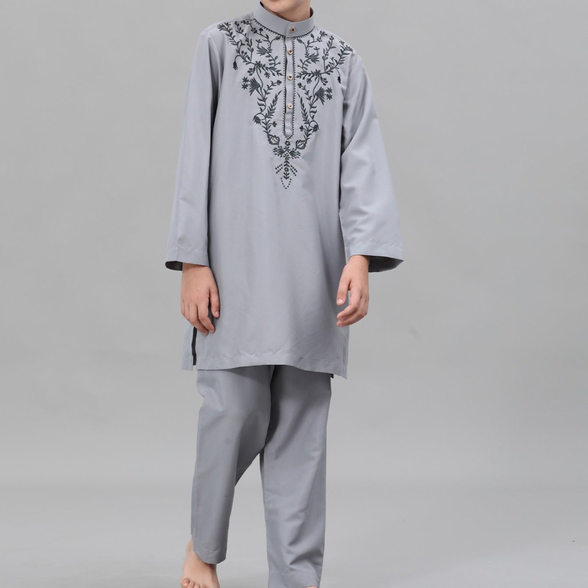 Boys' Embroidered Thobe Set with Pants(MKB034) - Mariam's Collection