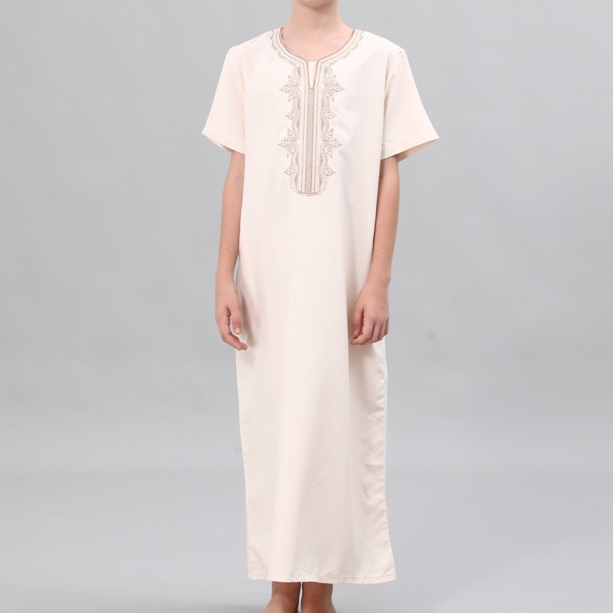 Boys' Embroidered Thobe with Side Pockets(MKB035) - Mariam's Collection