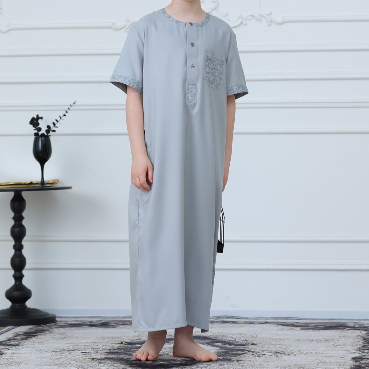 Boys Light Grey Short Sleeve Embroidered Thobe(MKB020) - Mariam's Collection