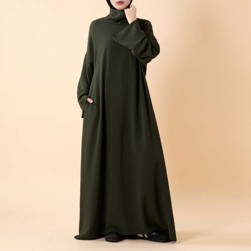 Everyday Crepe Turtleneck Abaya – Relaxed Fit for All Seasons(MA384)