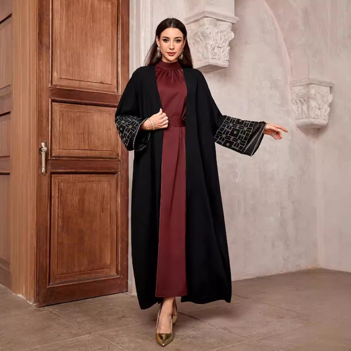 slim fit dress slacks Elegant Brown & Black Bat Sleeve Robe Abaya