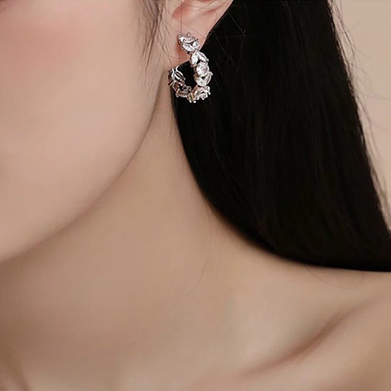 Elegant Floral Circle Stud Earrings(MAC442) - Mariam's Collection