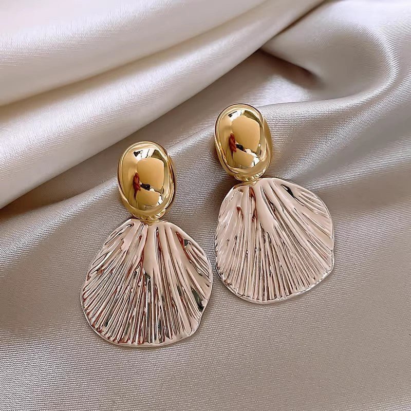Everyday Chic Artisan Texture Drop Earrings (MAC323) - Mariam's Collection