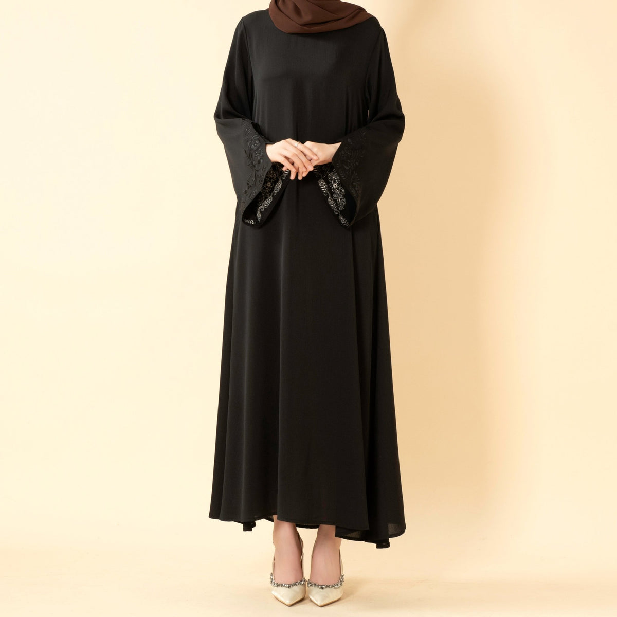 Floral Embroidered Cuff Abaya | Umbrella-Cut Zoom Maxi Dress(MA342) - Mariam's Collection
