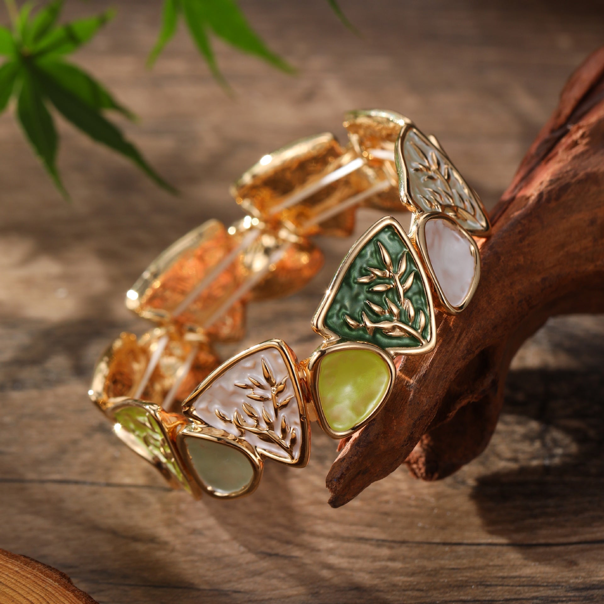 Geometric Triangle Stretch Bracelet(MAC438) - Mariam's Collection