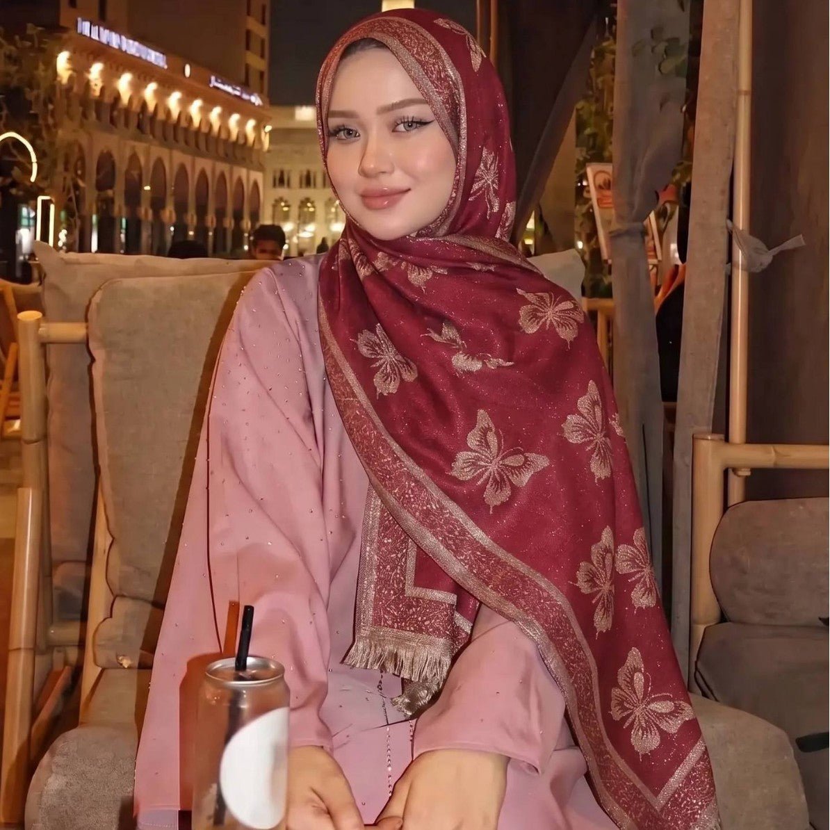Gold-Thread Jacquard Hijab(MH262) - Mariam's Collection