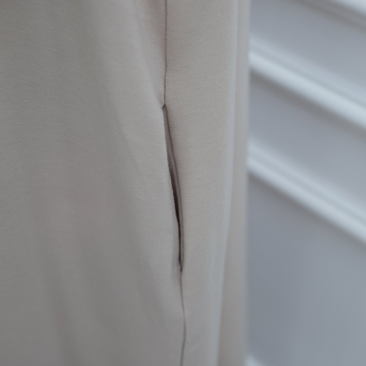 Hooded Zip - Front Abaya with Pockets(MA389) - Mariam's Collection