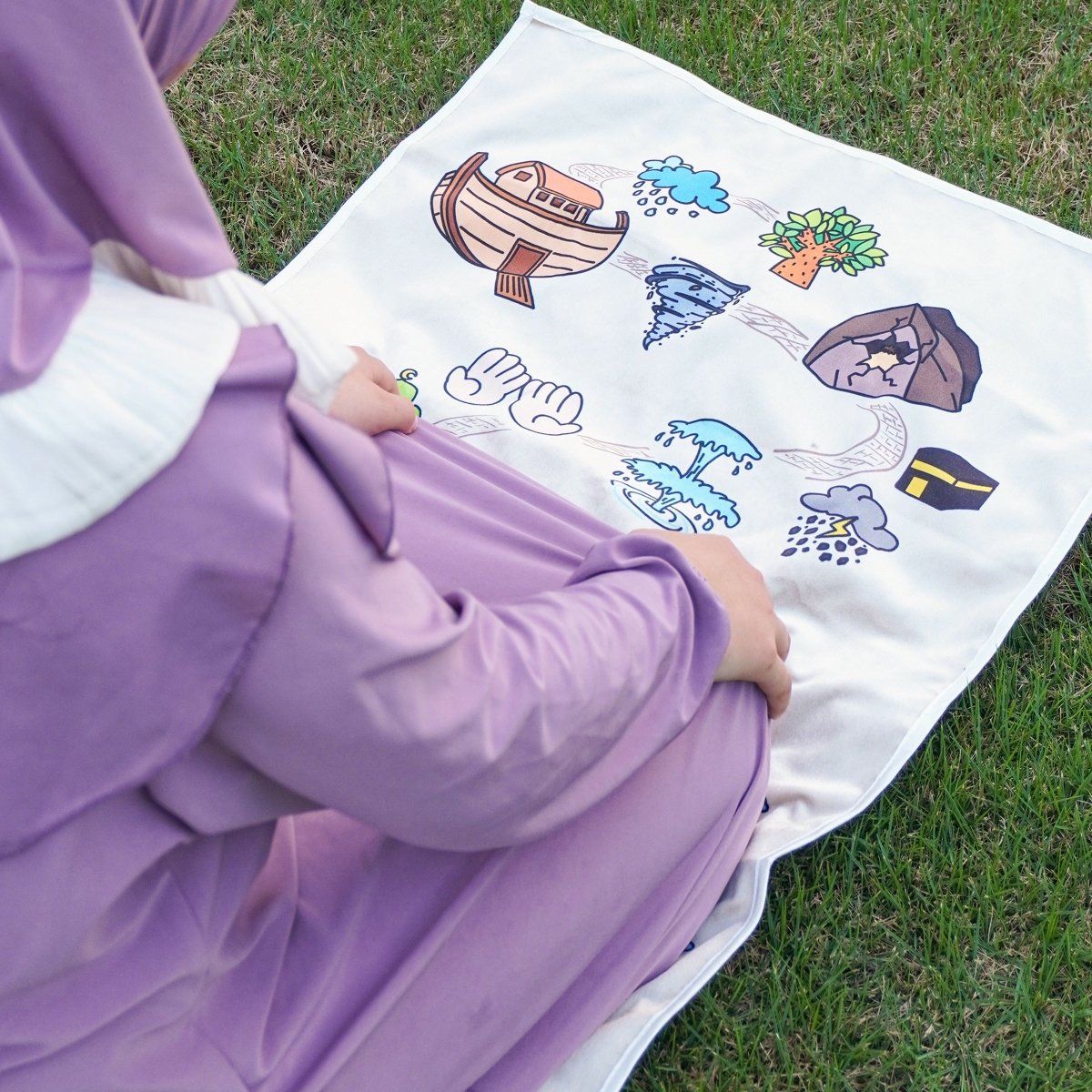 Interactive Islamic Illustrated Kids Prayer Mat (MR084) - Mariam's Collection
