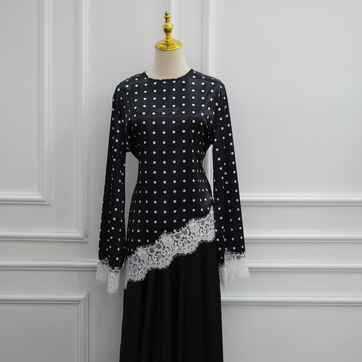 Lace Trim Contrast Panel Satin Top(MS407) - Mariam's Collection
