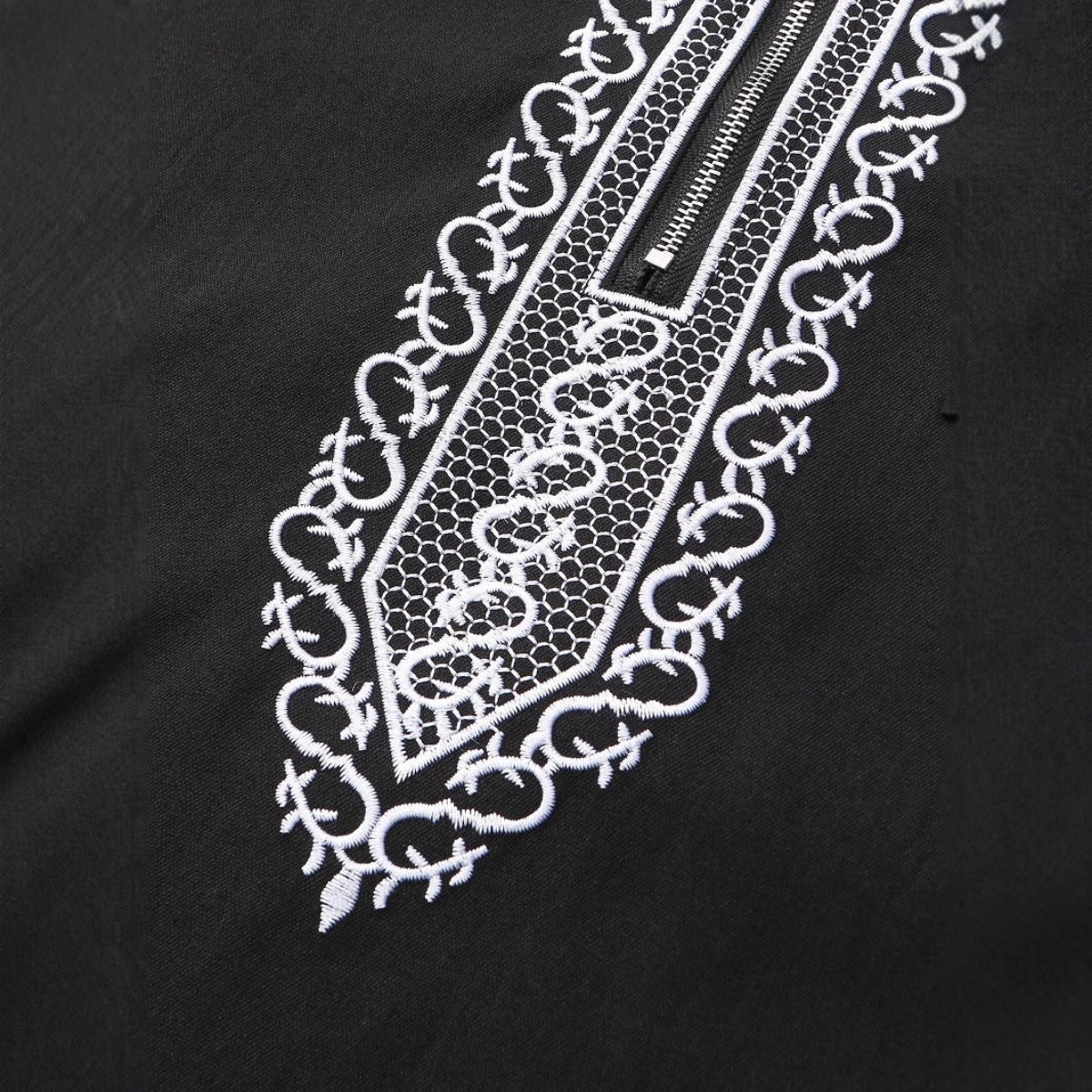 Luxury Loose Fit Hooded Premium Embroidered Men's Thobe Robe with Zipper & Islamic Calligraphy Design. (MT024) - Mariam's Collection