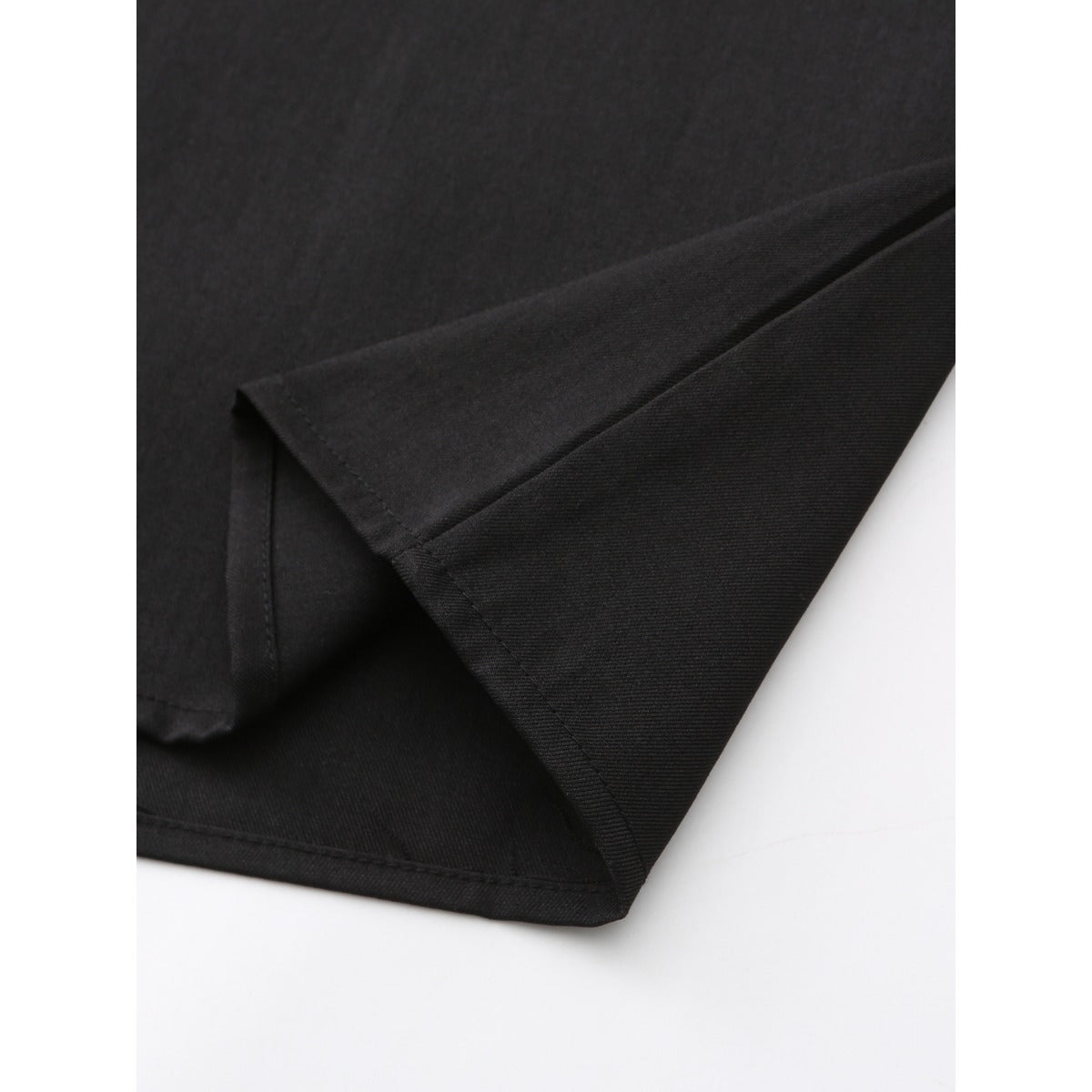 Luxury Loose Fit Hooded Premium Embroidered Men's Thobe Robe with Zipper & Islamic Calligraphy Design. (MT024) - Mariam's Collection