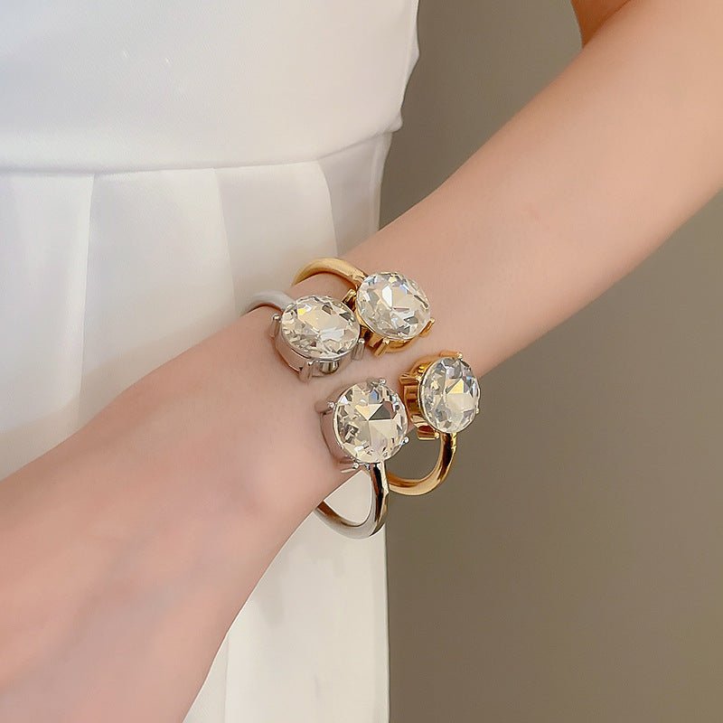 Luxury Minimalist Glossy High - grade Shiny Bracelets - Simple Temperament Cold - Tone Bangles (MAC242) - Mariam's Collection