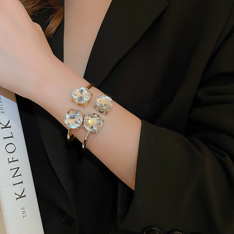 Luxury Minimalist Glossy High - grade Shiny Bracelets - Simple Temperament Cold - Tone Bangles (MAC242) - Mariam's Collection