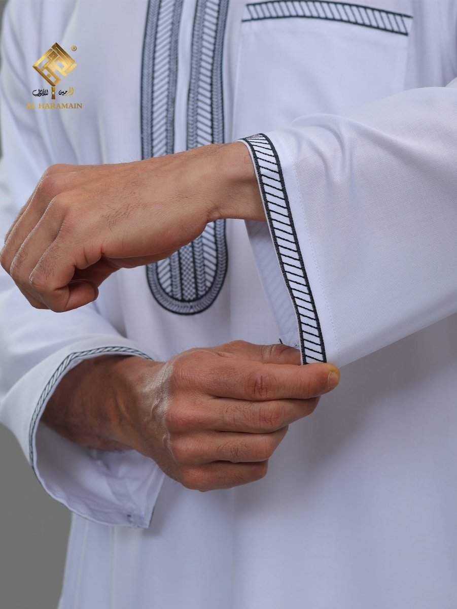 Men's Hooded Embroidered Thobe with Pockets (MT037) - Mariam's Collection