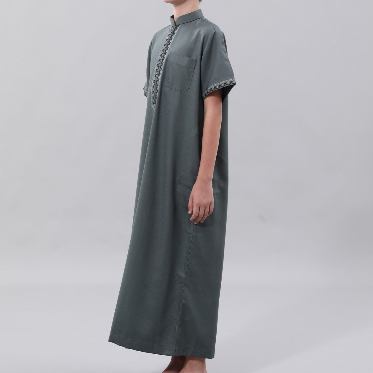Muslim Boys Embroidered Thobe with Pockets (MKB013) - Mariam's Collection