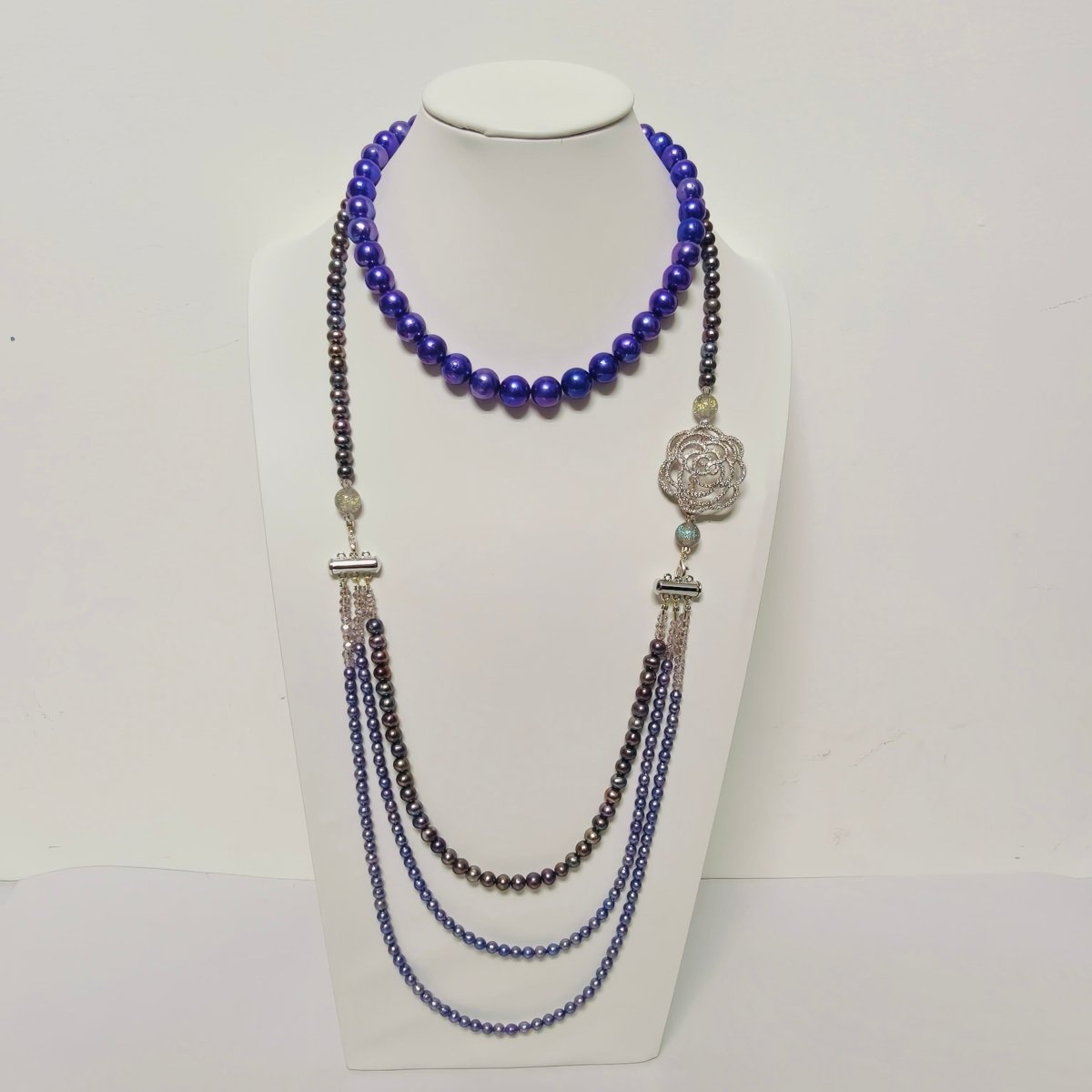 Pearlescent Artistry Handmade Pearl Beaded Necklace (MAC347) - Mariam's Collection