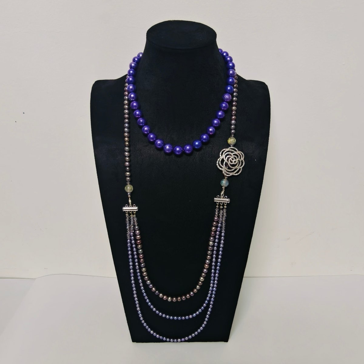 Pearlescent Artistry Handmade Pearl Beaded Necklace (MAC347) - Mariam's Collection