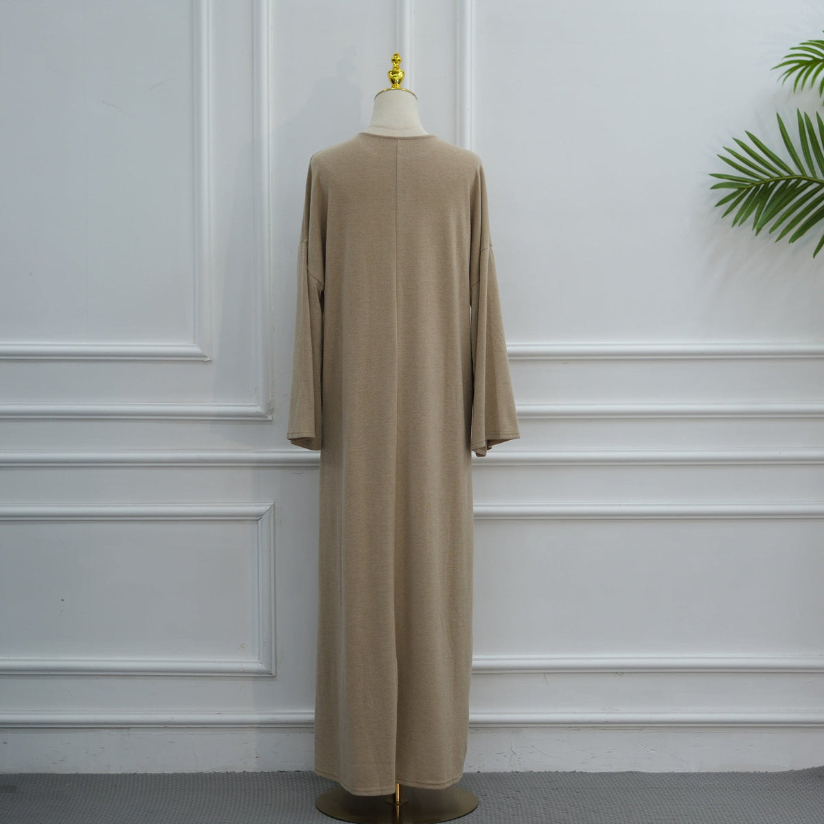 Plus-Size Relaxed Abaya | Solid Long-Sleeve Autumn Dress with Pockets(MA474) - Mariam's Collection