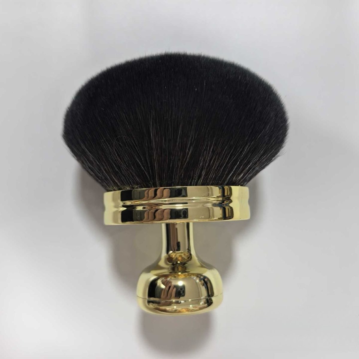 Portable Multi - Use Mushroom Head Powder & Blush Brush (MMU040) - Mariam's Collection