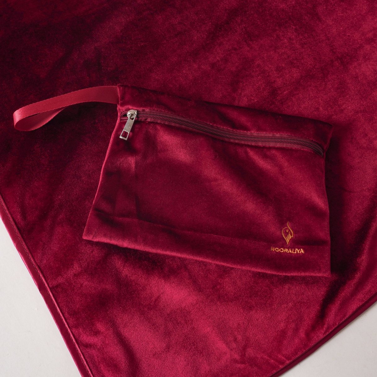 Premium German Velvet Travel Prayer Mat – Waterproof Compact Hypoallergenic Prayer Mat (MR080) - Mariam's Collection