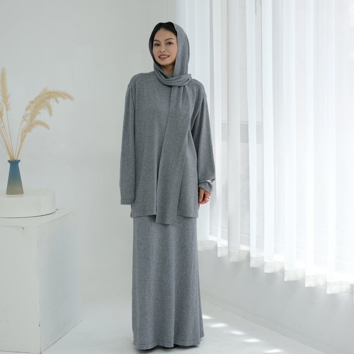 Thick Knit Hooded Sweatshirt & Skirt Set(MS176) - Mariam's Collection