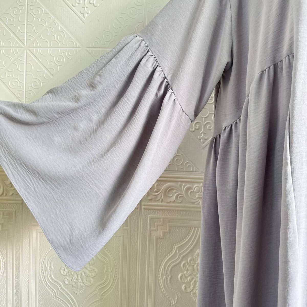 Tiered Bell Sleeve Open Abaya — Lightweight Modest Layering Abaya