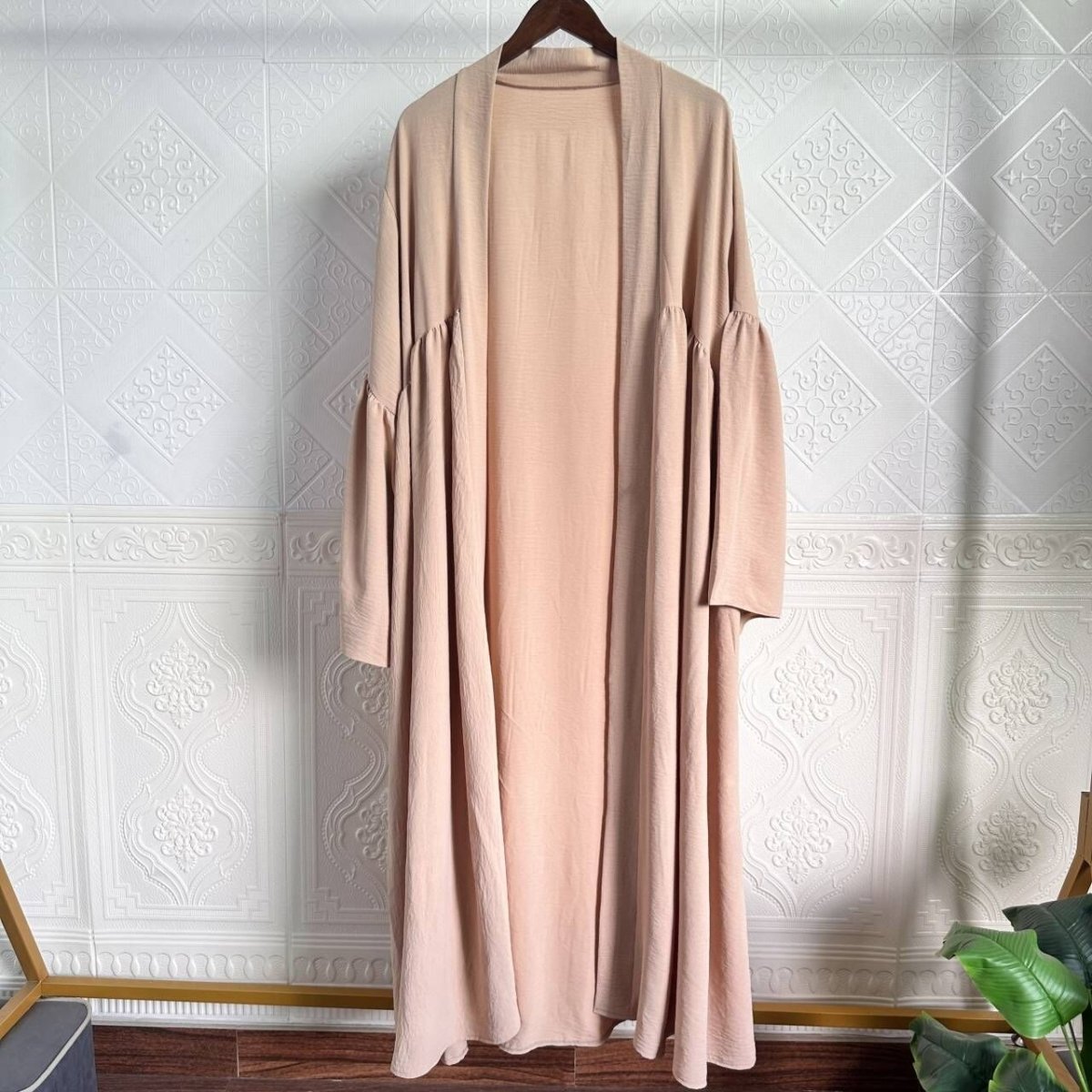 Tiered open abaya with voluminous bell sleeves and gathered cuff