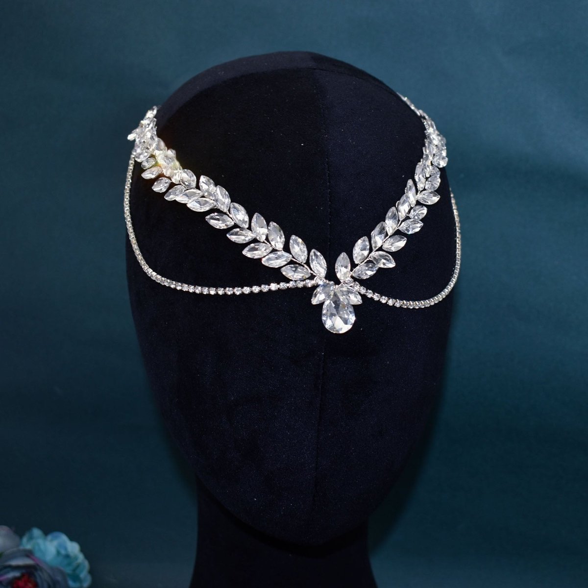 Versatile Glistening Teardrop Crystal Forehead Chain Hair Accessory (MAC331) - Mariam's Collection