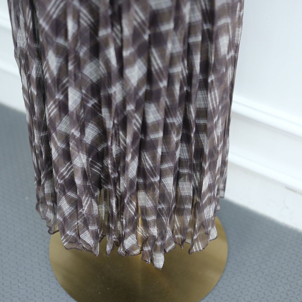 Vintage Plaid Mesh Pleated Maxi Skirt(MS597) - Mariam's Collection